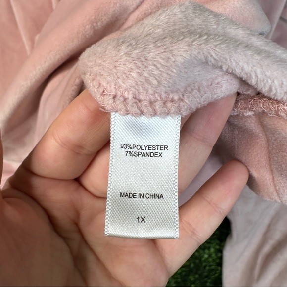 Koolaburra pink two piece jogger Set Cozy velour lux Knit Comfort - Picture 7 of 9